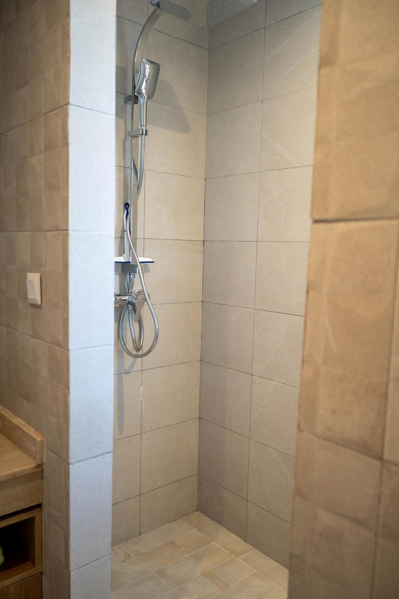 Magnifique Appartement Moderne De 2 Chambres Avec Piscine A 10 Min Du Centre De Marrakech Marakeş Dış mekan fotoğraf
