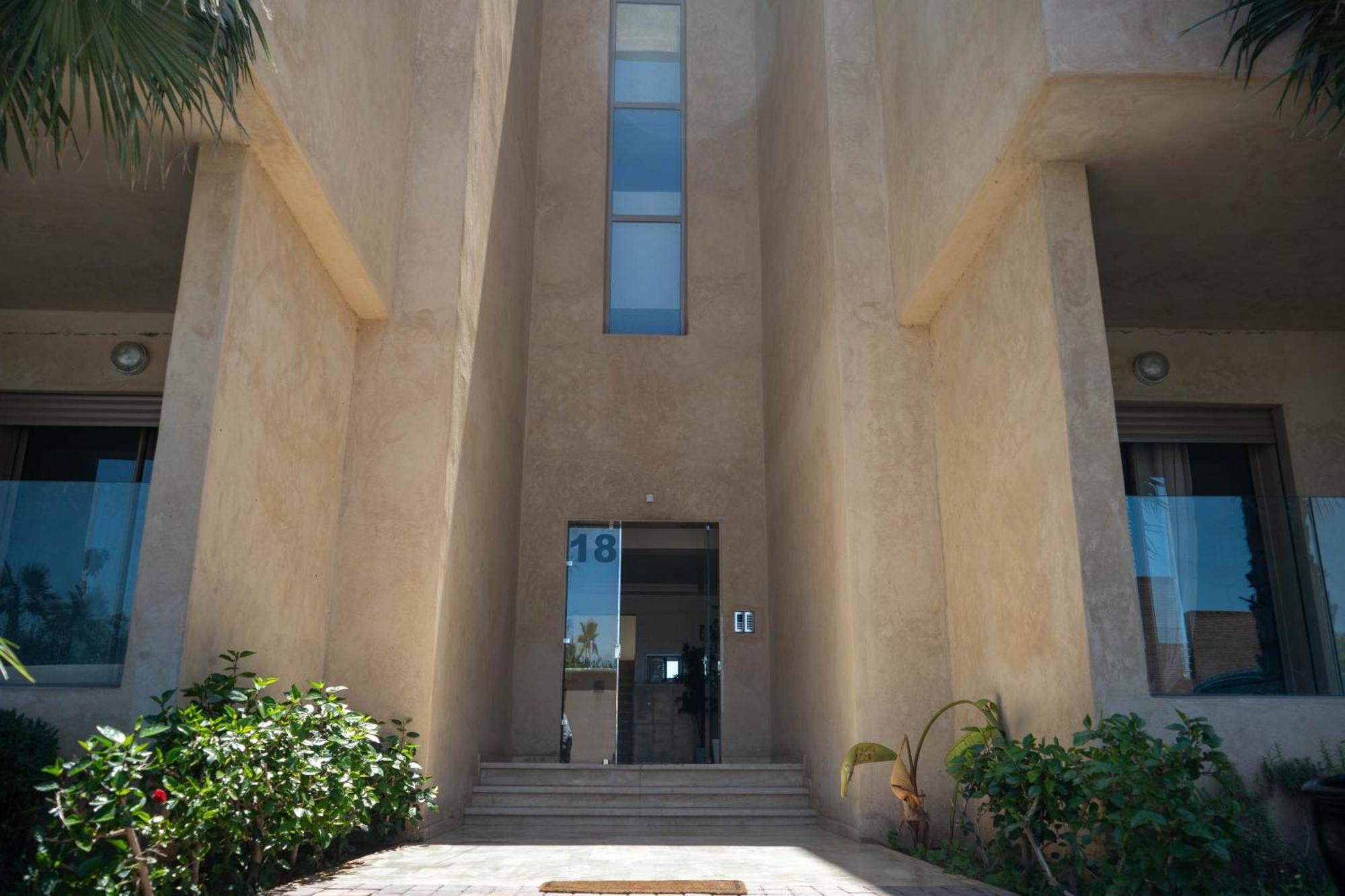 Magnifique Appartement Moderne De 2 Chambres Avec Piscine A 10 Min Du Centre De Marrakech Marakeş Dış mekan fotoğraf